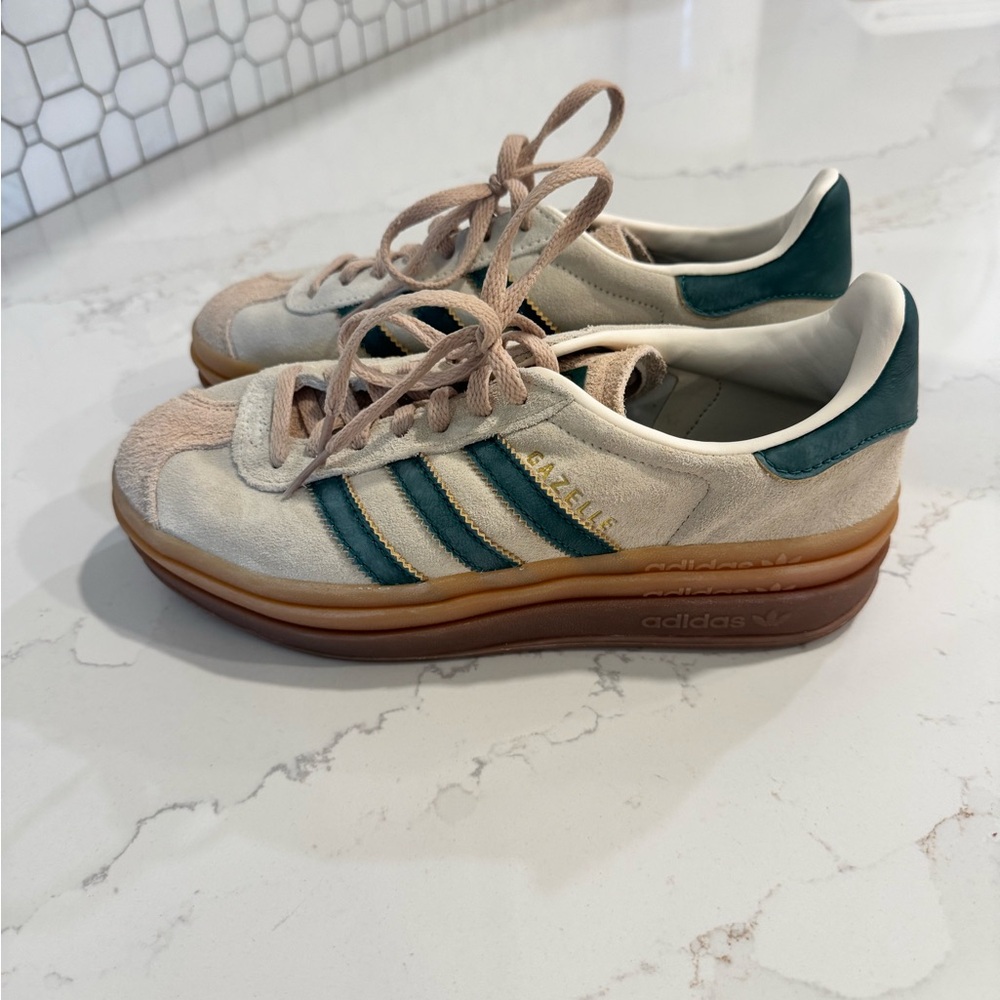 Adidas Gazelle Bold | Cream White / Collegiate Green / Magic Beige | Size 6.5